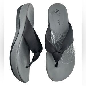 Clarks Cloudsteppers Arla Gilson Black Comfort Flip Flop Sandals